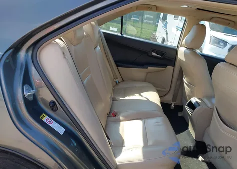 2012 Toyota Camry Le z USA, uszkodzony, nr VIN 4T4BF1FK8CR207675